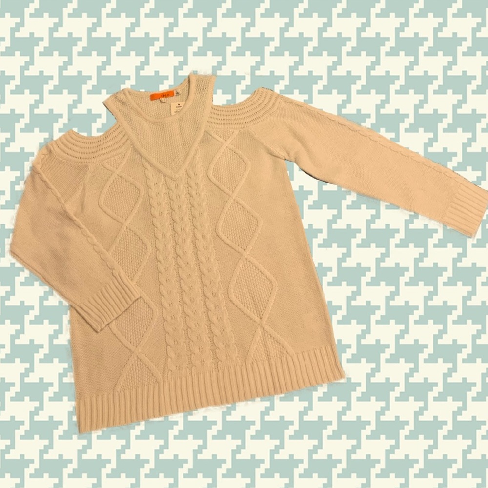 Cable Knit Cold Shoulder Sweater L Ivory ONE A